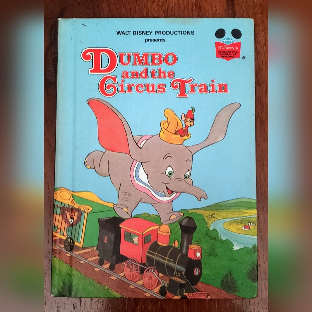 1982 Walt Disney Productions Dumbo and the Circus Train First American Edition